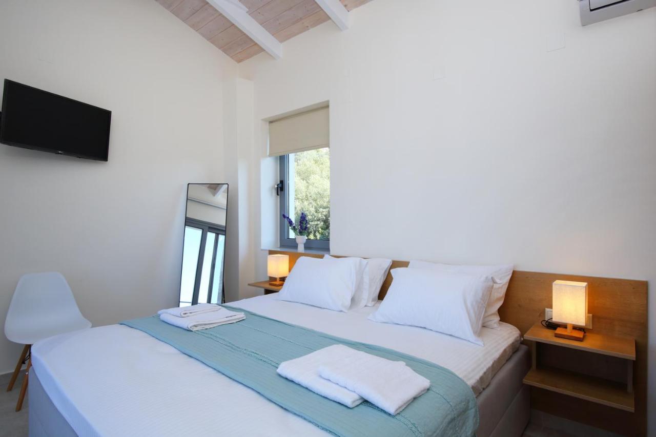 Tsakmakis Villas Luxury- Panoramic Sea View - Lefkada Tsoukaládhes エクステリア 写真